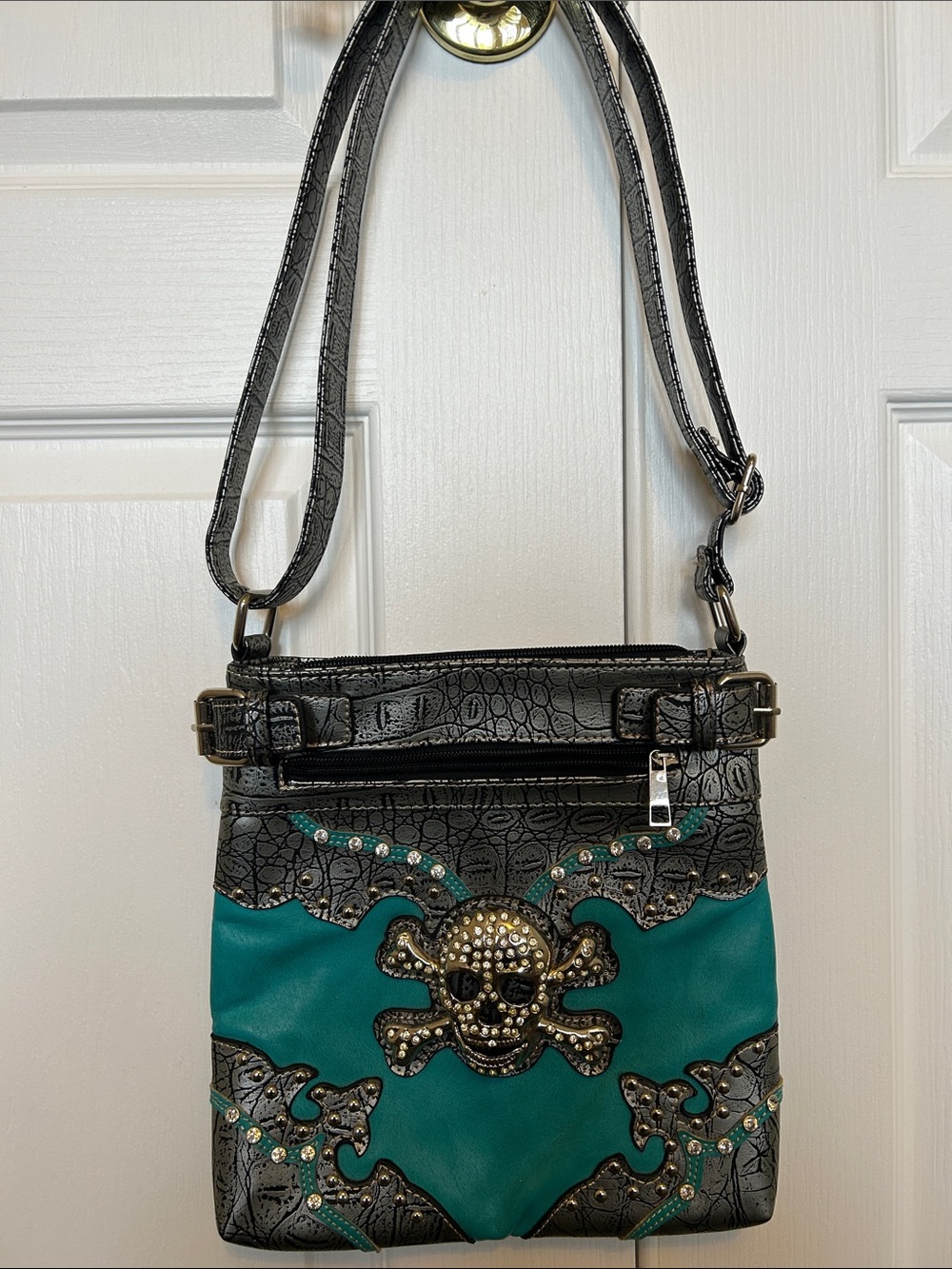 Turquoise Skull Accent Crossbody Bag - Women